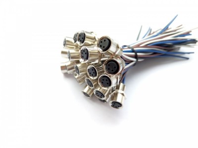 六方法兰带线 插座3孔4孔5孔6孔 M8连接器图3