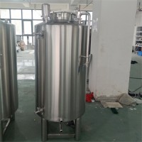 青岛鸿谦不锈钢储酒罐大型立式储酒罐