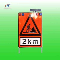 龙岩太阳能施工标志牌 道路施工发光标志牌支持定制