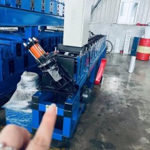 活动板房包边机 快拼房包边设备 u型槽机 金硕
