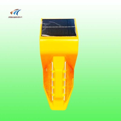 唐山波形护栏警示灯 太阳能轮廓标护栏灯 交通设施厂家直销图2