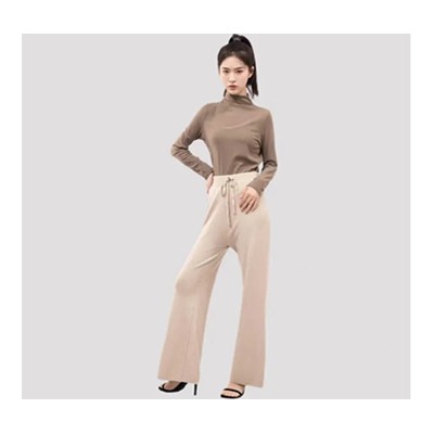 温碧霞代言IRENENA服装品牌春秋长袖打底衫纯色修身圆领衫图3