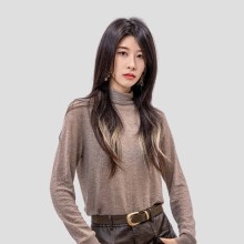 IRENENA女装温碧霞自创品牌半高领打