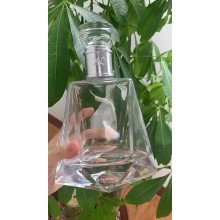 酒瓶抛光打磨厂，酒瓶抛光打磨加工厂，广州白云区酒瓶抛光打磨厂