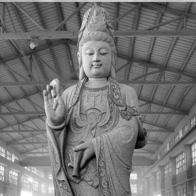 大型石雕观音菩萨像 青石鳌鱼乘龙观音雕塑 观音坐莲样式大全图5