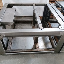 苏州大型设备机架加工，非标基座底架焊接