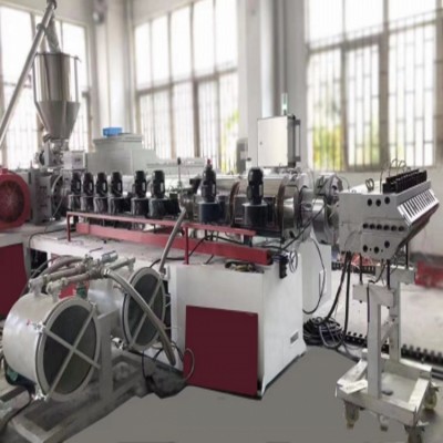 SPC微晶石塑防水地板生产线机械设备制造图3