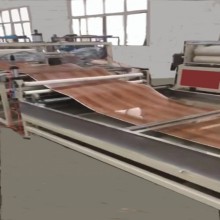 LVT地板挤出生产线设备制作方法