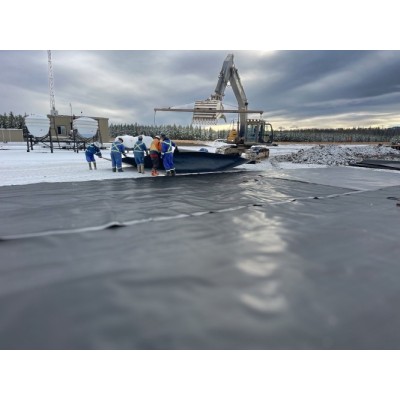 8米宽100米长2.0mm厚HDPE土工膜美标黑色光面图5