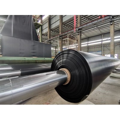 海南文昌翁田高位池海水养虾黑膜0.35mm0.50mm厚hdpe土工膜图3