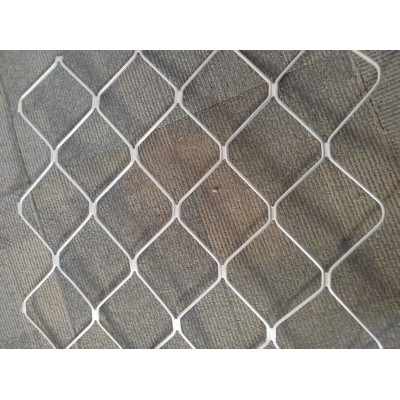 4毫米厚8.5厘米孔铁路屏蔽信号带框铝板网 铝合金美格网 铝花格网片 铝美格网防盗图3