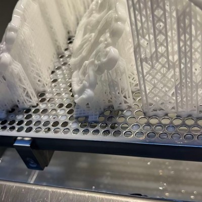 探索SLA/DLP光固化3D打印树脂的材料特性与应用优势图3