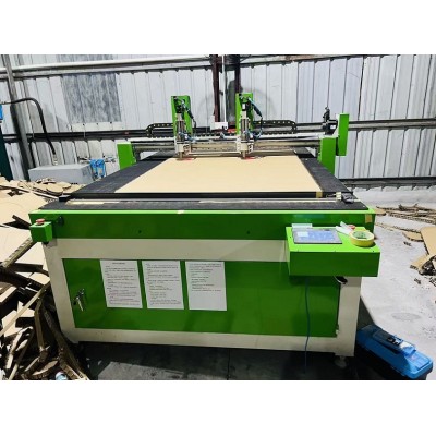 蜂窝纸板自动锯床图2