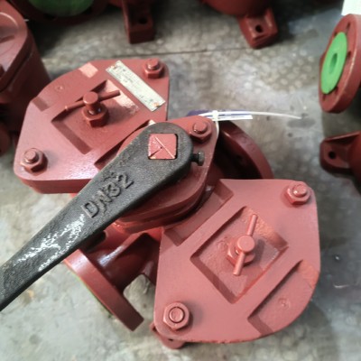 船用双联粗水滤器 船用双联油滤器 铸铁双联粗油滤器CB/T425图3